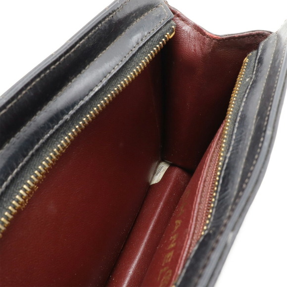 CHANEL Black Leather Logo Clutch Bag - Picture 7 of 9